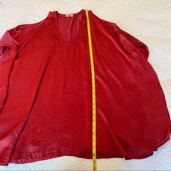 Show Me Your MuMu Peta-Boo Ruby Red Tunic - Medium - Picture 10 of 11